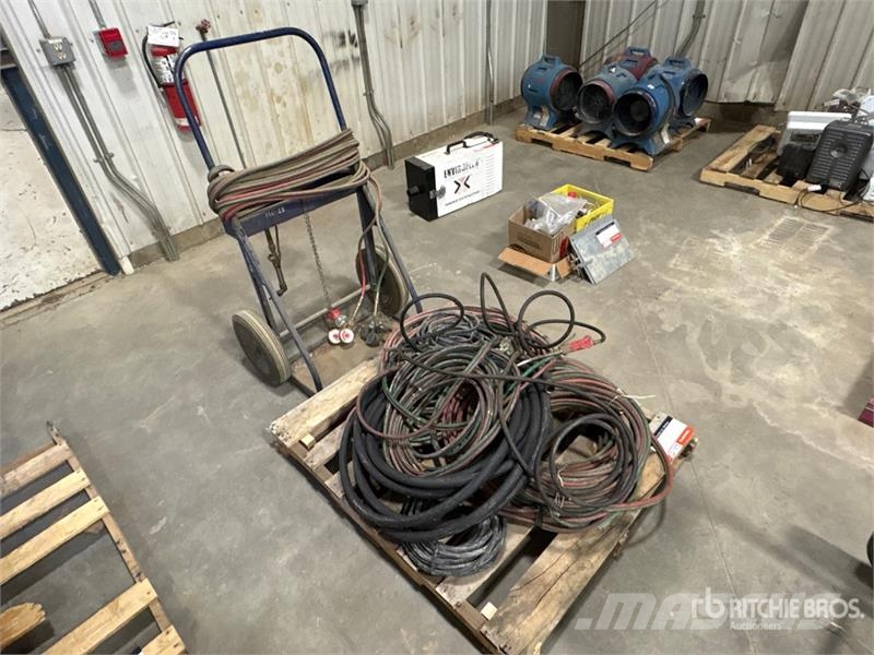 Quantity of Miscellaneous Oxy-Acetylene Hoses مكونات أخرى