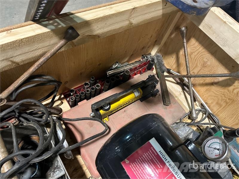 Quantity of Miscellaneous Mechanic Tools Drugi deli