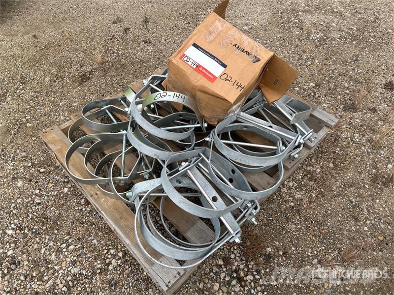 Quantity of Miscellaneous Clevis Hanger (Unused) Drugi deli