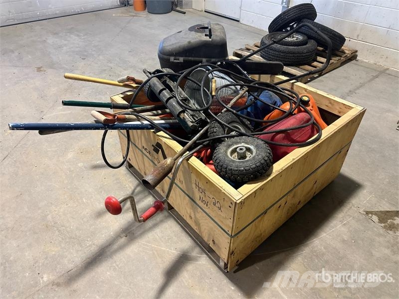 Quantity of Miscellaneous Landscaping Equipment Ostale poljoprivredne mašine
