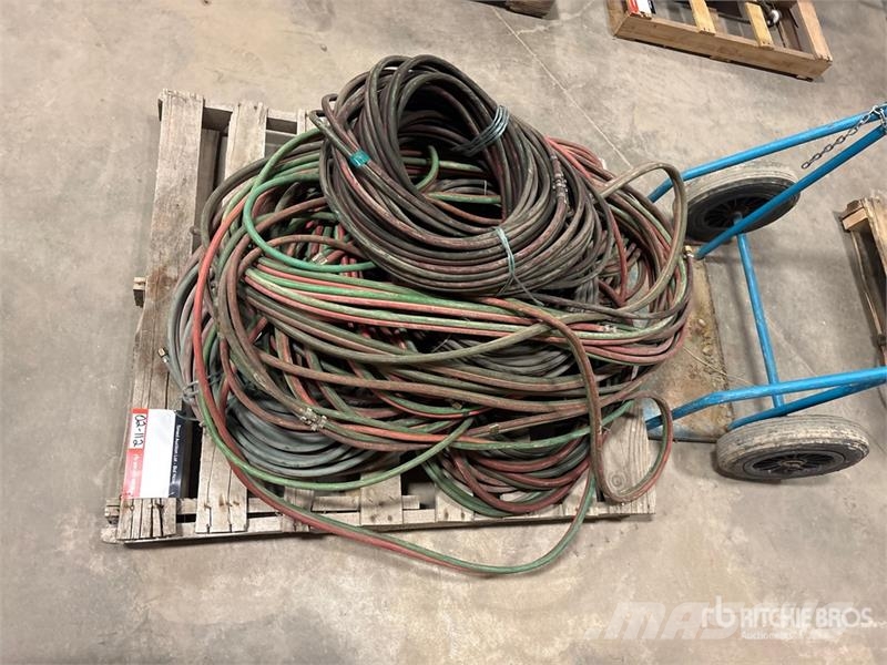  Quantity of Miscellaneous Oxy-Acetylene Hoses مكونات أخرى