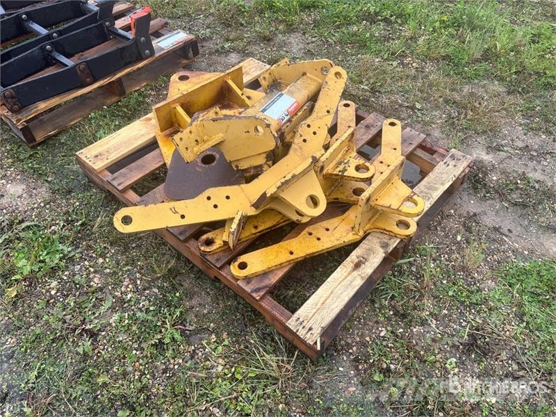  Quantity of Miscellaneous Brackets - Fits Motor Gr Drugi deli
