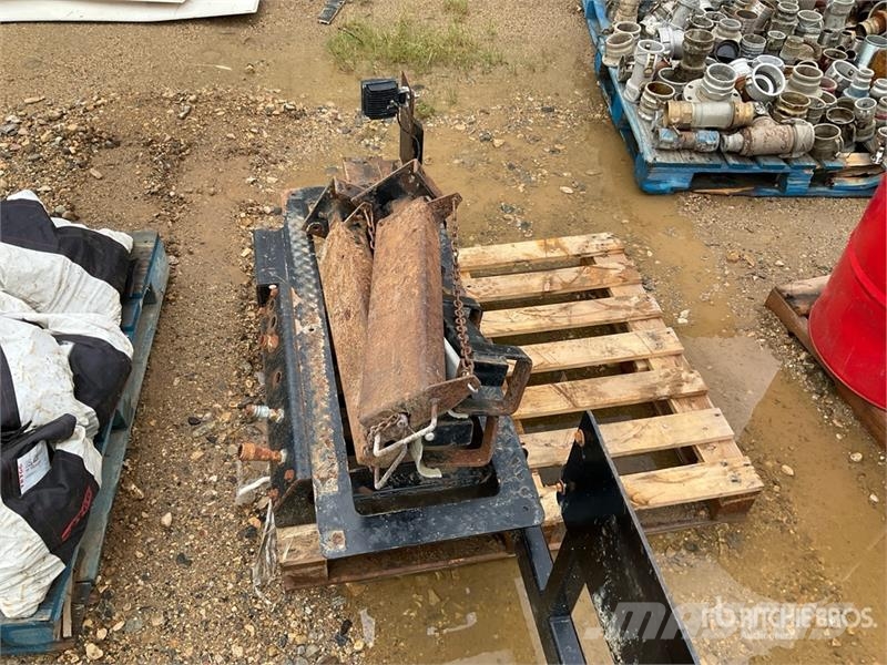 Quantity of Miscellaneous Truck Parts Ostale kargo komponente