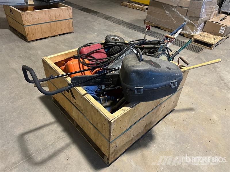 Quantity of Miscellaneous Landscaping Equipment Ostale poljoprivredne mašine