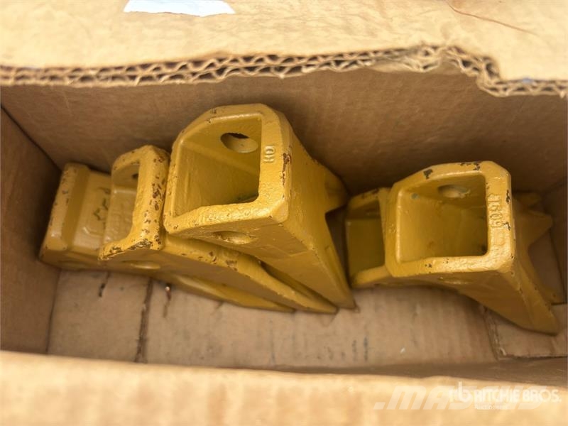  Quantity of Miscellaneous Bucket Teeth Drugi deli