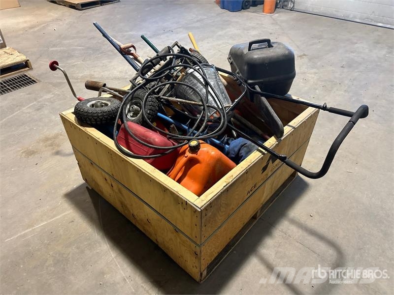Quantity of Miscellaneous Landscaping Equipment Ostale poljoprivredne mašine