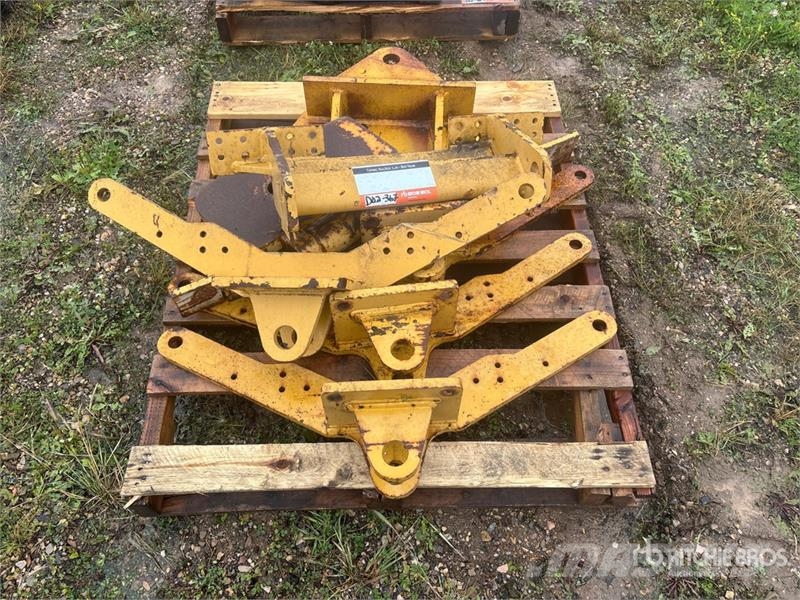  Quantity of Miscellaneous Brackets - Fits Motor Gr Drugi deli
