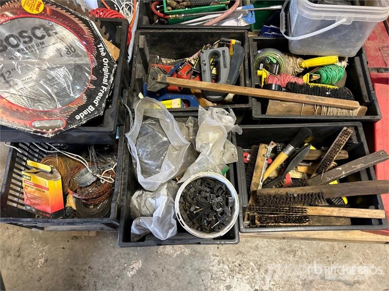 Quantity of Mitre Saw Blade, Steel Brush, Triangul Drugi deli
