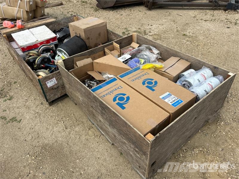 Quantity of Parts to Fit 2008 Kenworth T800 (Unuse Transportes - Outros