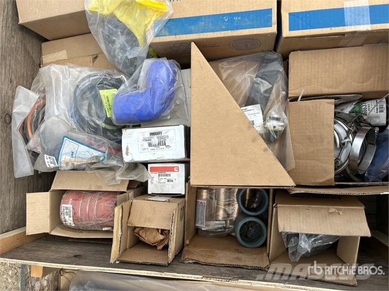 Quantity of Parts to Fit 2008 Kenworth T800 (Unuse Transportes - Outros