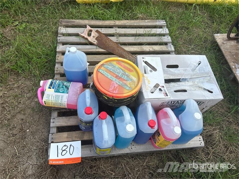 Quantity of Pipe Fittings & Windshield Washer Flui Egyéb alkatrészek