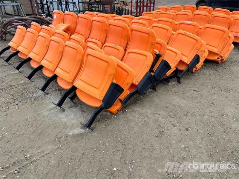 Quantity of Plastic Stadium Chairs Drugi deli