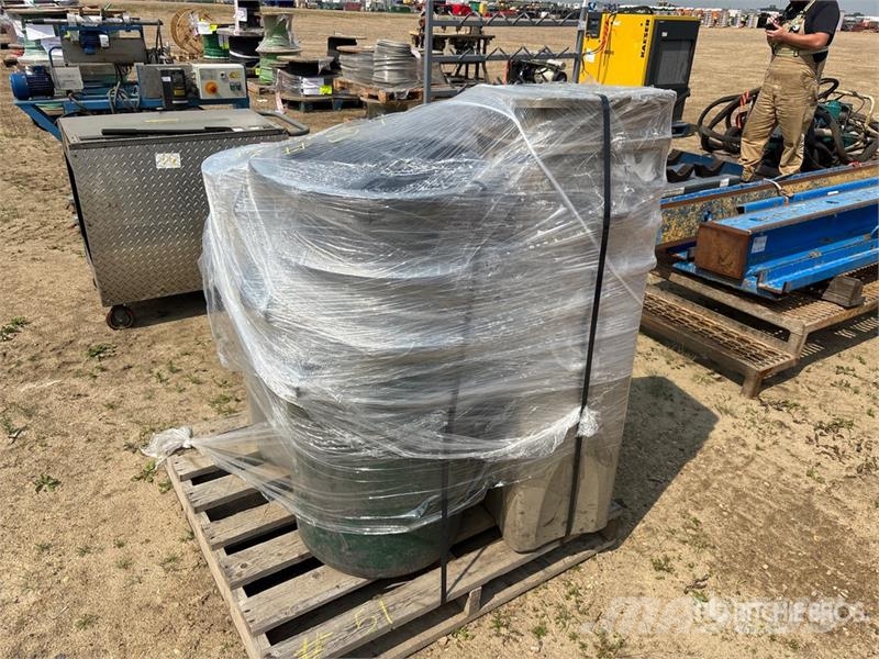 Quantity of Plastic Waste Container Construction - Others