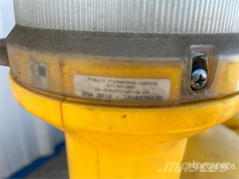 Quantity of Probuilt Lighting Wobble Lights Ostale kargo komponente