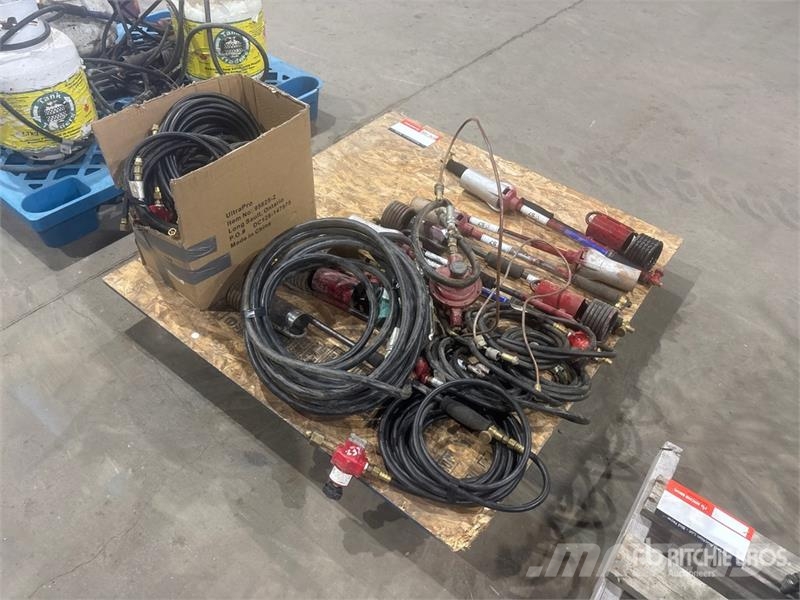 Quantity of Propane Torch Строителство - Други
