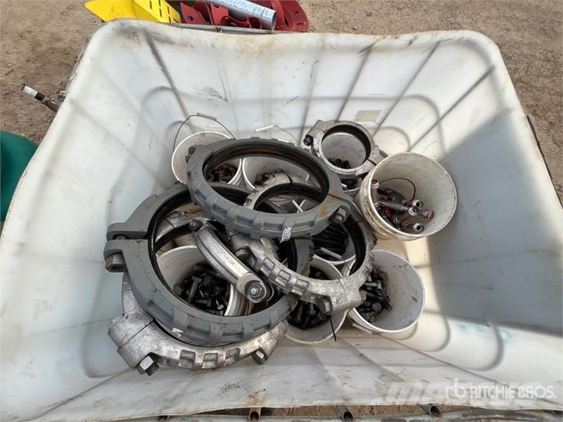 Quantity of Pumps & Hardware Wasserpumpen