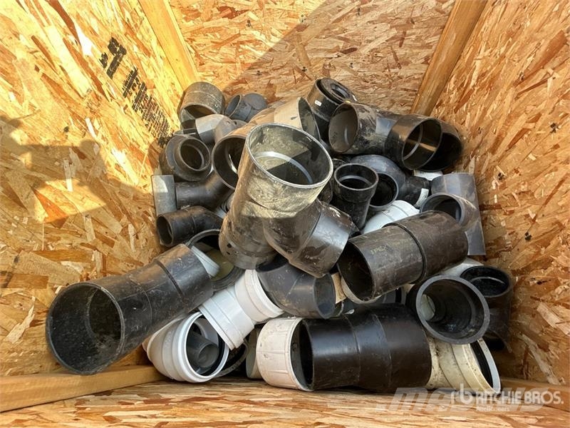 Quantity of PVC & Poly Pipe Fittings Ďalšie komponenty