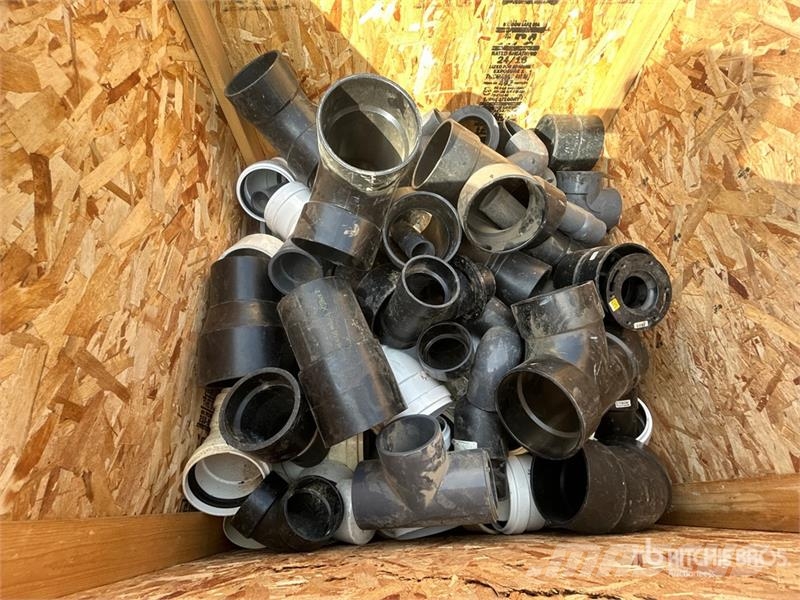 Quantity of PVC & Poly Pipe Fittings Ďalšie komponenty