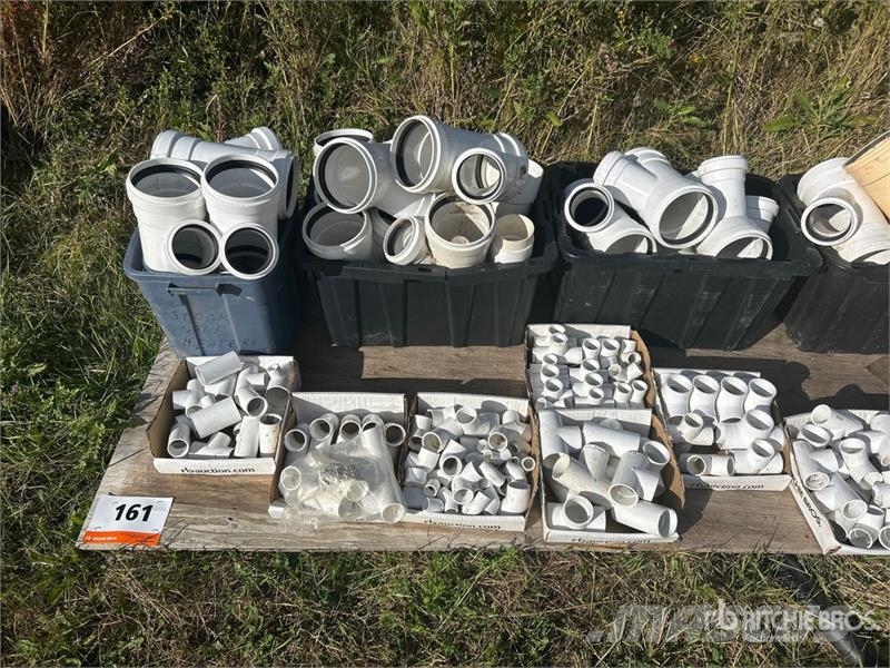 Quantity of PVC & Poly Pipe Fittings Egyéb alkatrészek
