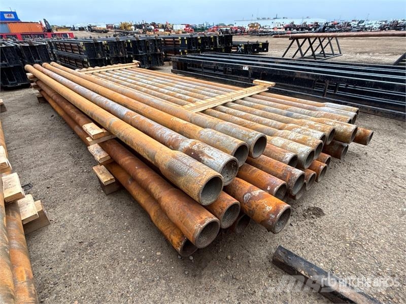  Quantity of Qty Of (32) 4.5 IF Thread Drill Pipe 其他組件