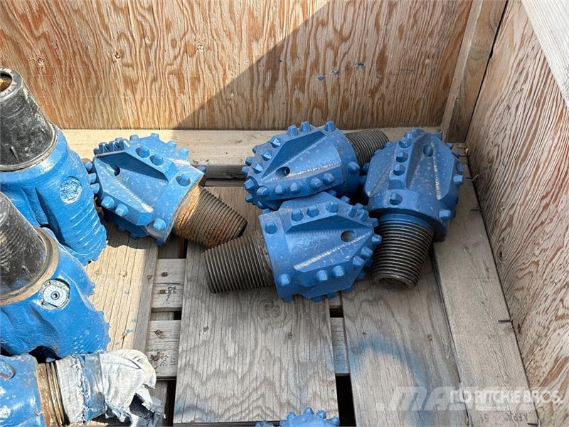  Quantity of Qty Of Tri-Cone & PDC Bits Öl- und Gasbohrgeräte