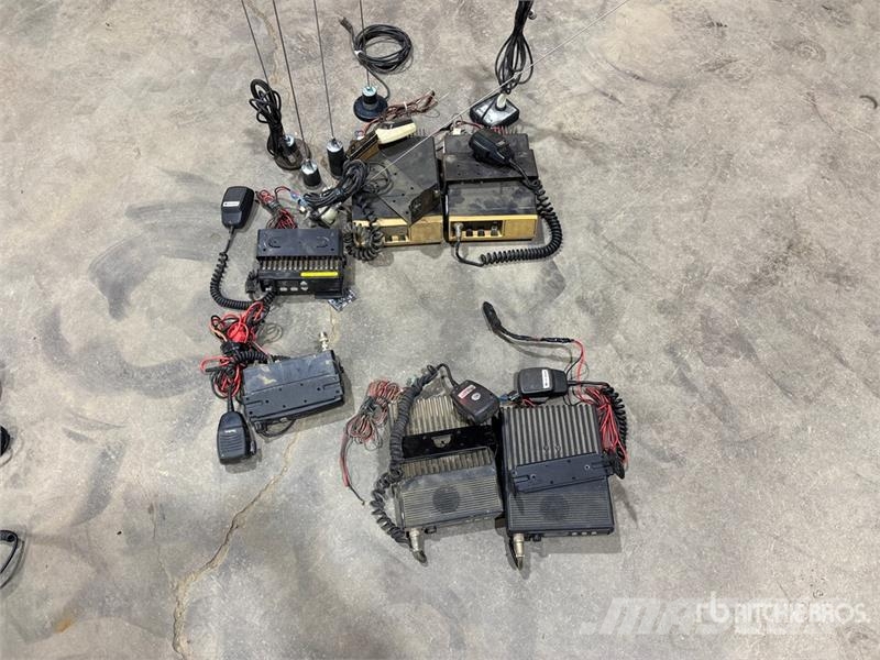 Quantity of Radios Andere Zubehörteile