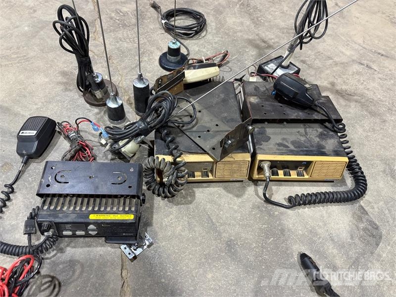 Quantity of Radios Andere Zubehörteile