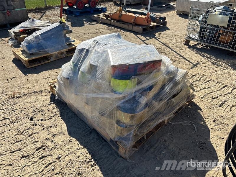 Quantity of Ratchet Straps Kiti naudoti statybos komponentai