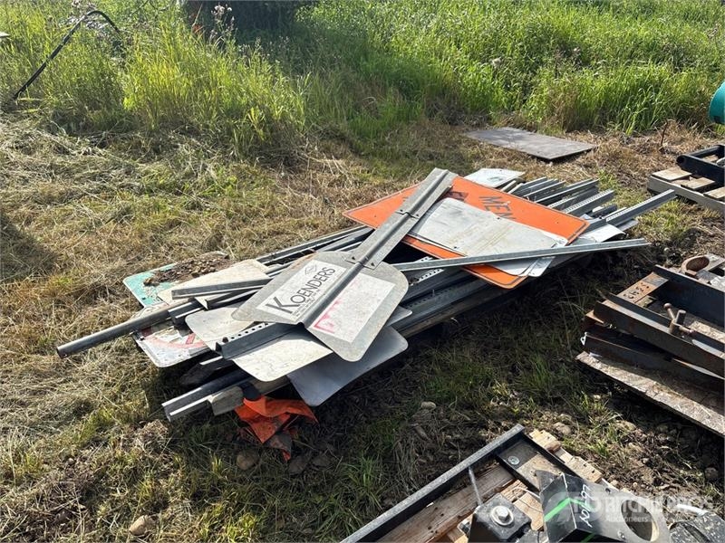  Quantity of Road Signs and Brackets Drugi deli