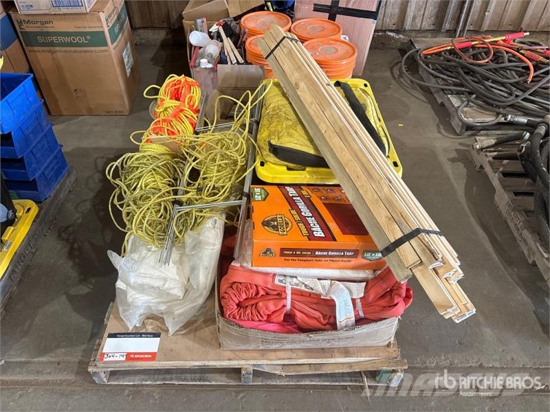  Quantity of Rope Spools, Slings, Fence Posts, Tarp Ďalšie komponenty