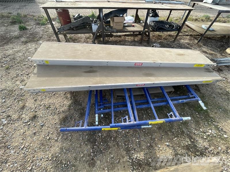  Quantity of Scaffolding Gerüste & Zubehör