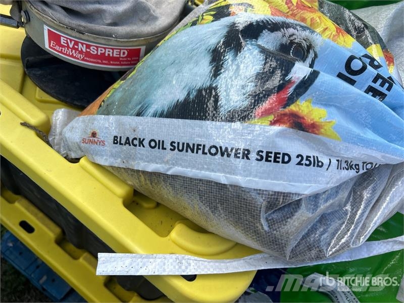  Quantity of Seeds and Livestock Feed مكونات أخرى