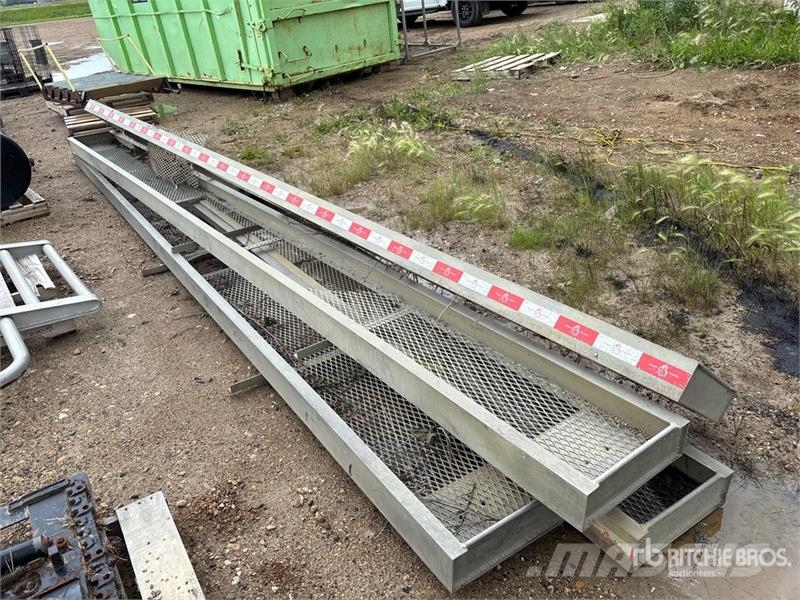  Quantity of Semi Truck Parts Ostale kargo komponente