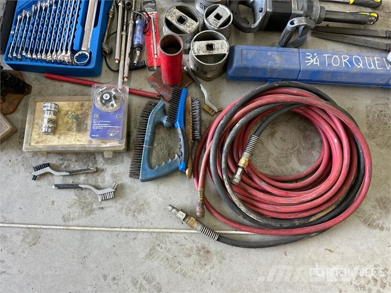 Quantity of Service Truck Tools Drugi deli