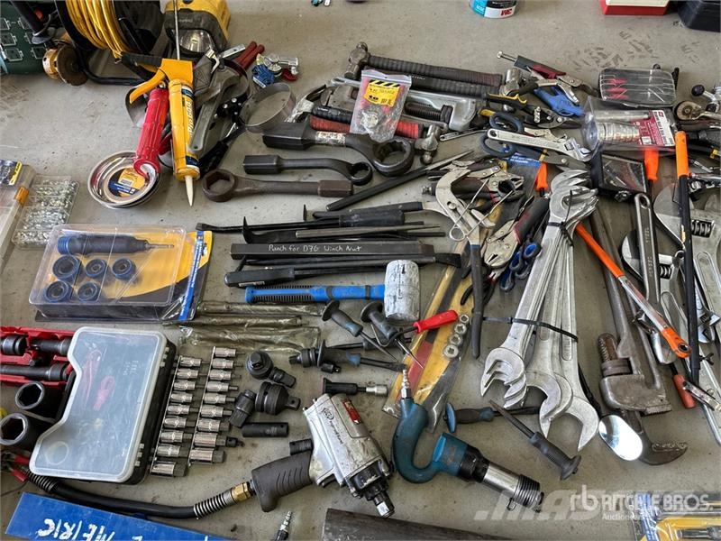 Quantity of Service Truck Tools Drugi deli