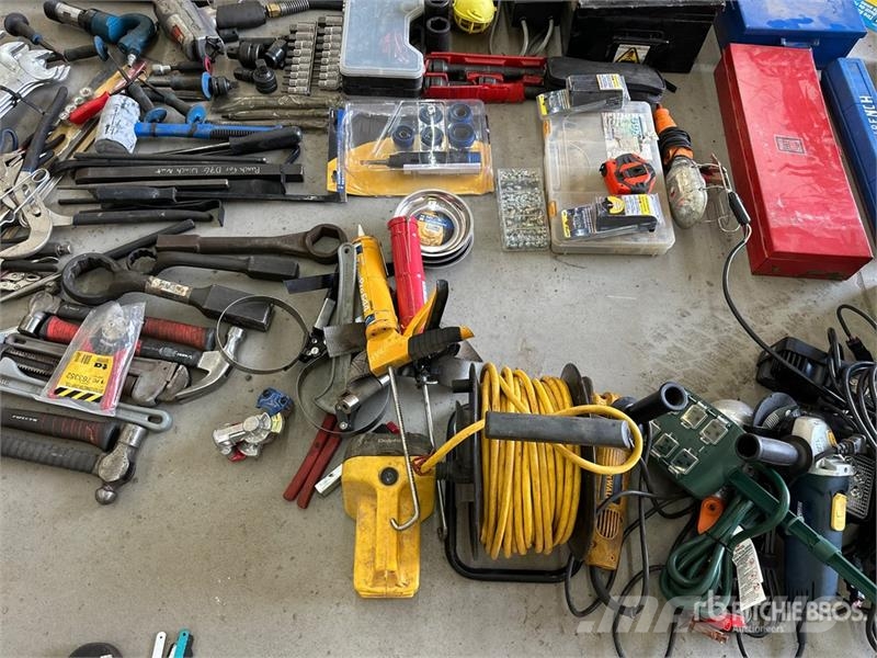 Quantity of Service Truck Tools Drugi deli