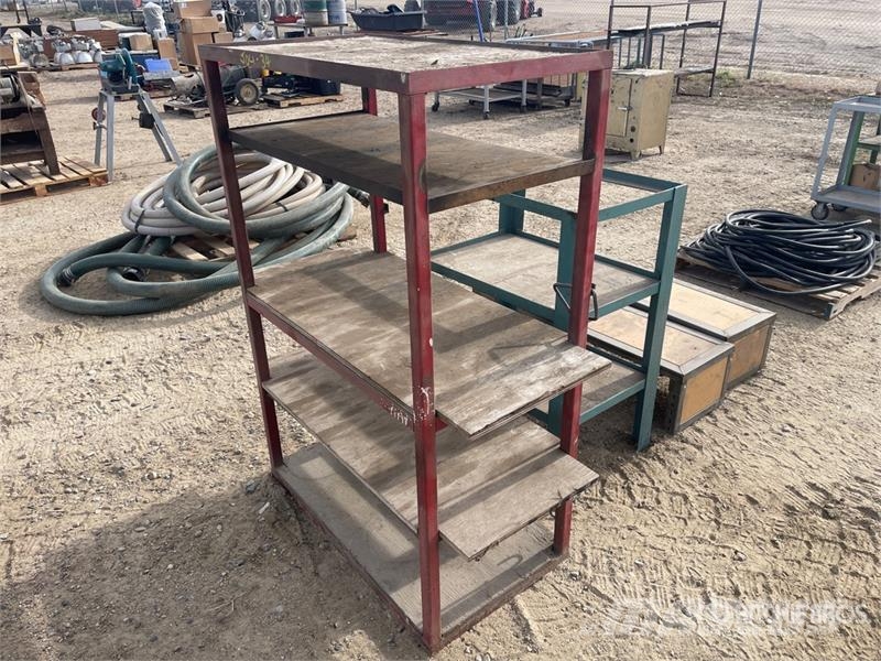 Quantity of Shelving Andre komponenter