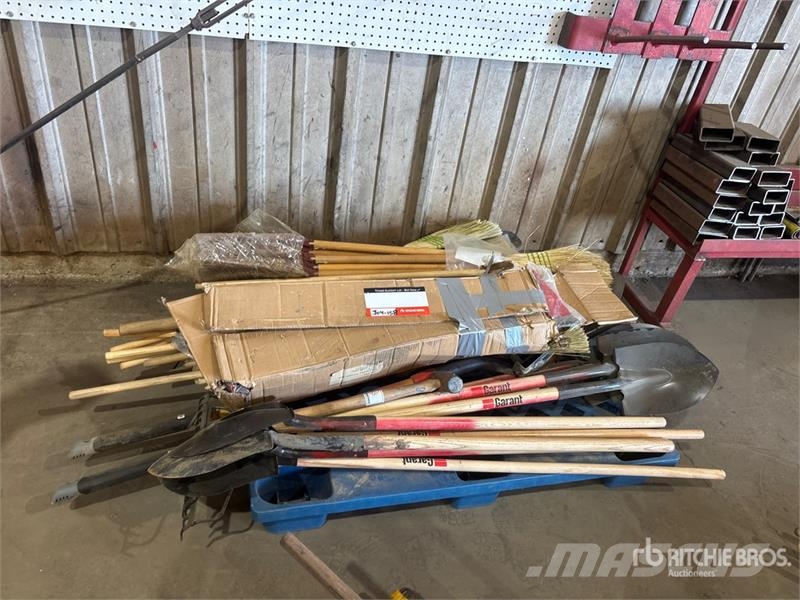 Quantity of Shovels, Brooms, Hammers (Unused) Drugi deli