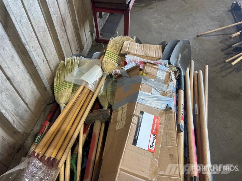 Quantity of Shovels, Brooms, Hammers (Unused) Drugi deli