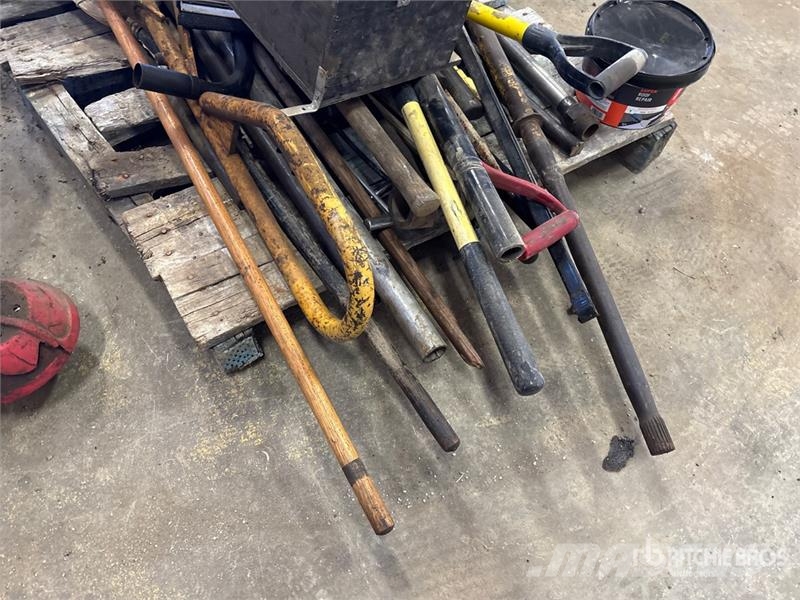 Quantity of Shovels & Picks Drugi deli