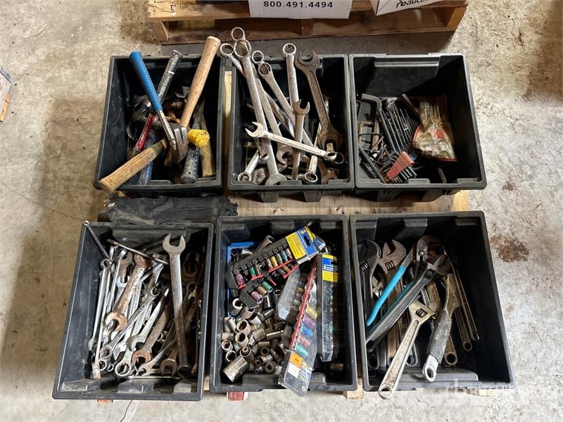 Quantity of Sockets, Hand Tools Other components