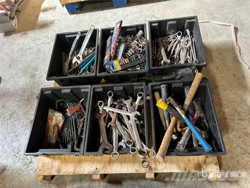  Quantity of Sockets, Hand Tools Other components