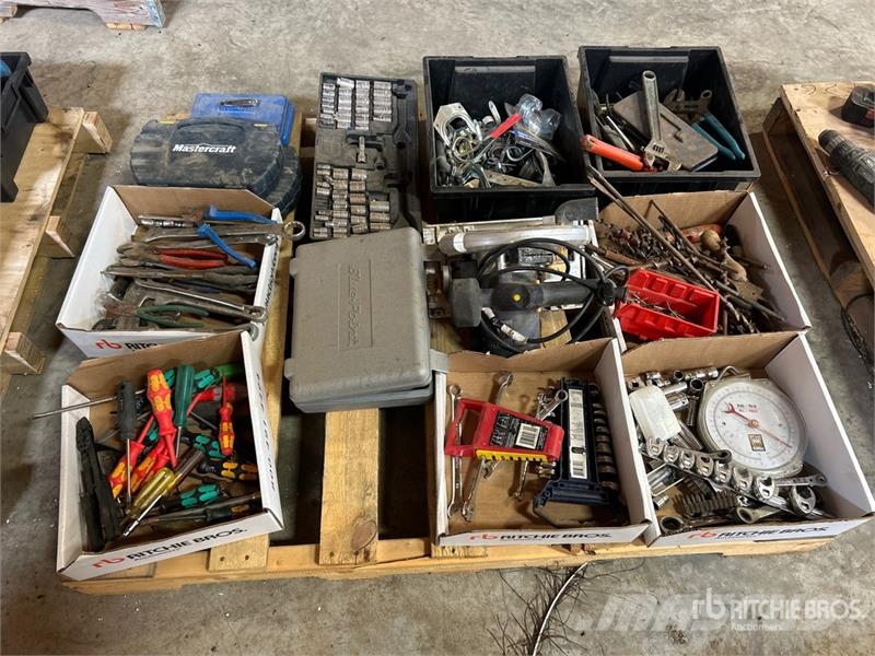  Quantity of Sockets, Hand Tools & Circular Saw Other components