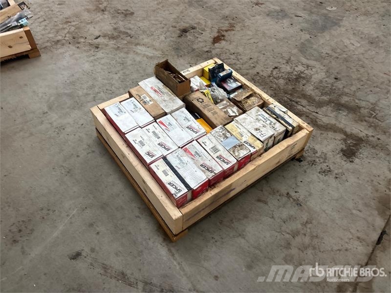 Quantity of Spicer U-Joint Kits (Unused) Transportes - Outros