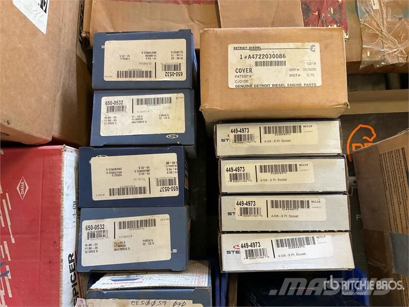 Quantity of Spicer U Joints Ostale kargo komponente