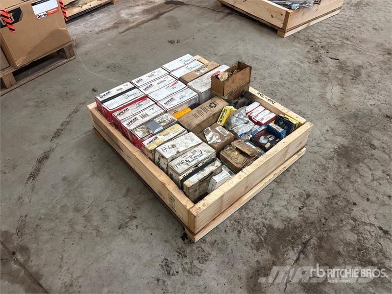 Quantity of Spicer U-Joint Kits (Unused) Transportes - Outros