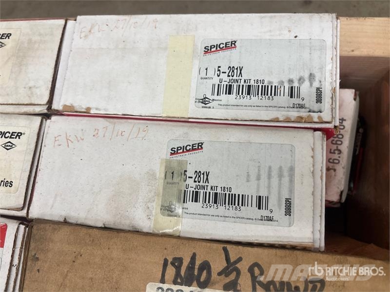 Quantity of Spicer U-Joint Kits (Unused) Transportes - Outros