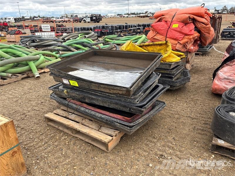 Quantity of Spill Tray, tarps 其他組件