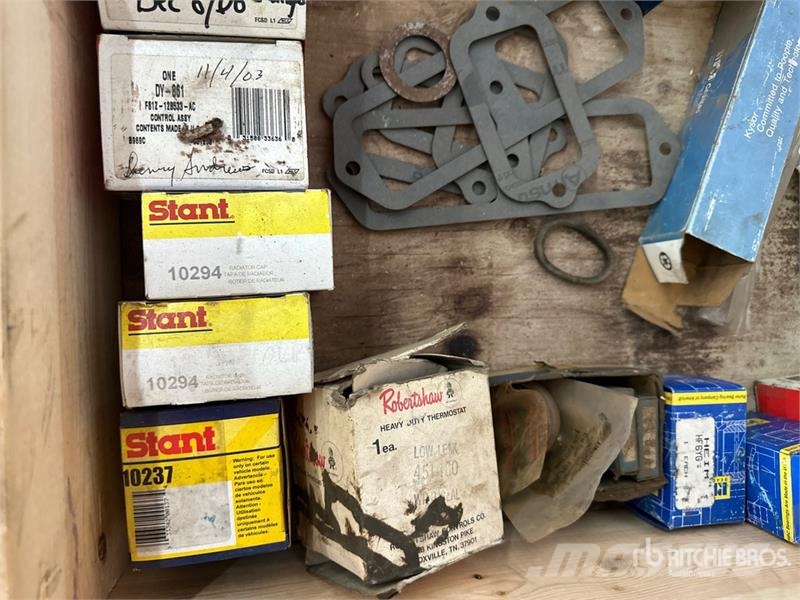  Quantity of Stant Thermostats معدات النقل - غير ذلك
