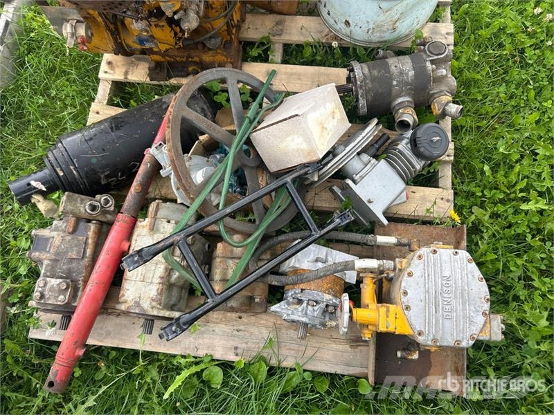 Quantity of Starter, Carburetor, Manual Grease Pum Drugi deli